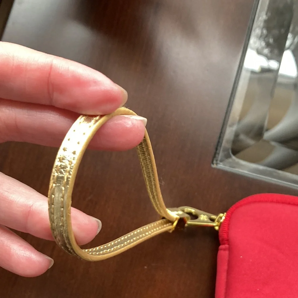 Excellent Used Condition! Ruby Red Rustic Cuff Wristlet/ Pouch! - Picture 7 of 13